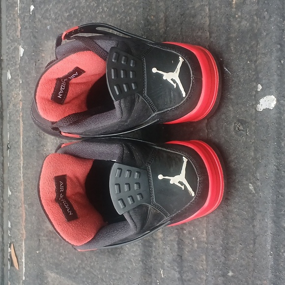 Jordan 4 Red Thunder - Picture 4 of 4